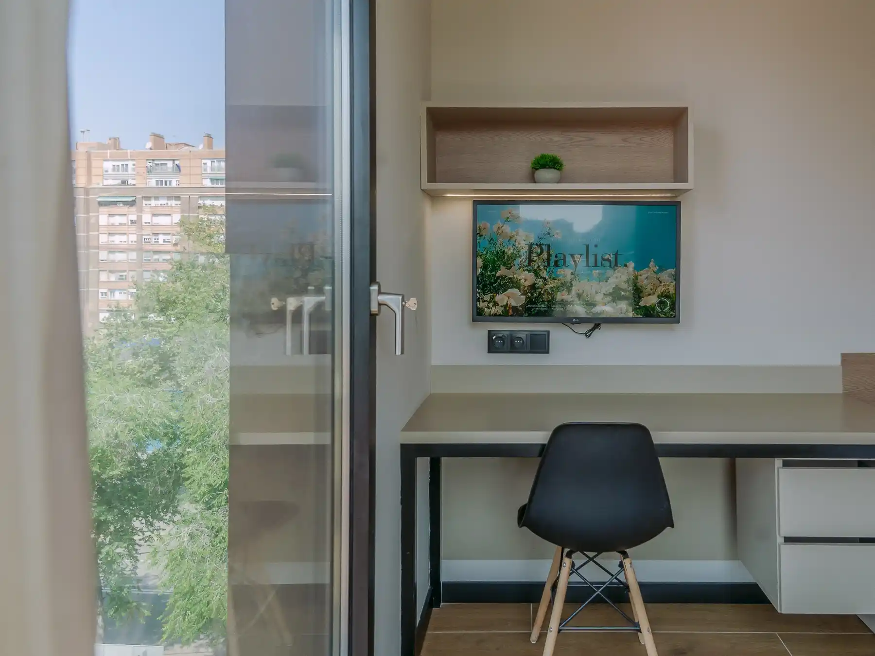 A Premium studio at Blau